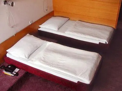 Hotel Kyjev 2*